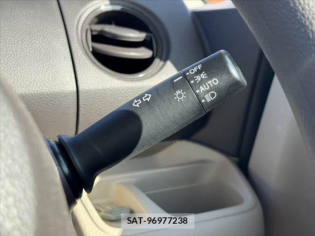 Honda N BOX 2019-07 6909812-26