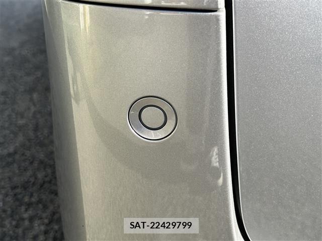 Honda N BOX 2025-09 6909687-18