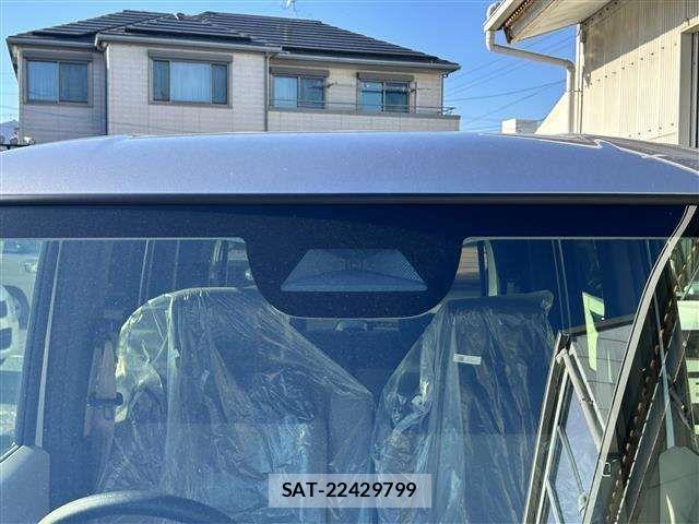 Honda N BOX 2025-09 6909687-7