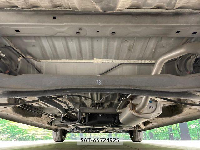 Honda N BOX 2019-03 6909750-18