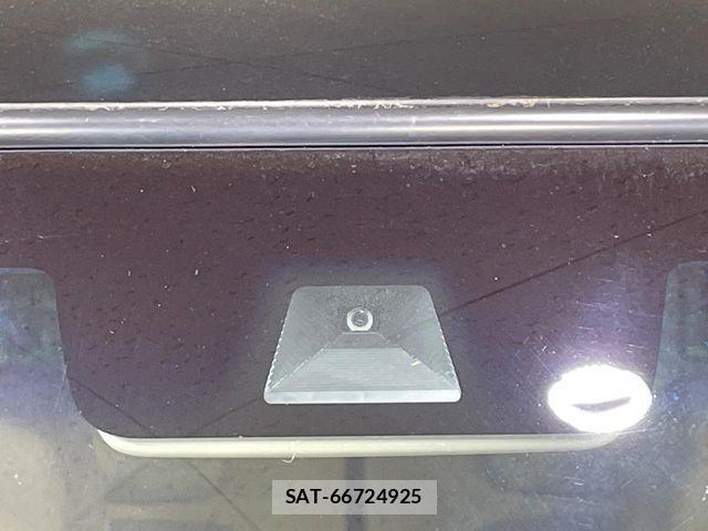 Honda N BOX 2019-03 6909750-5