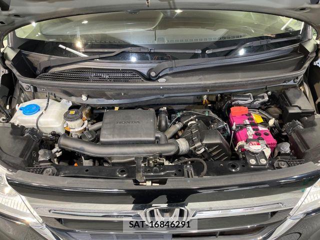 Honda N BOX 2022-02 6909754-18
