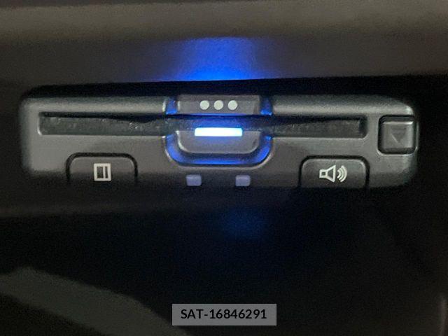 Honda N BOX 2022-02 6909754-7