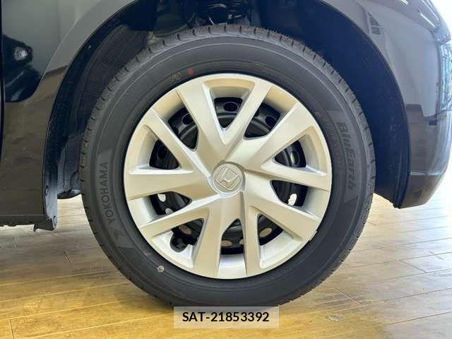 Honda N BOX 2025-10 6909693-12