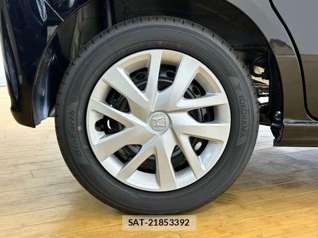Honda N BOX 2025-10 6909693-14