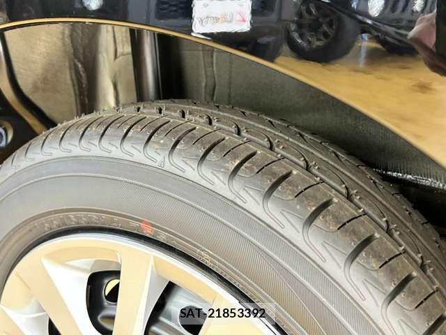 Honda N BOX 2025-10 6909693-15