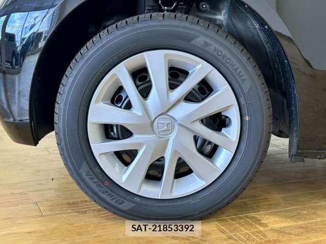 Honda N BOX 2025-10 6909693-16