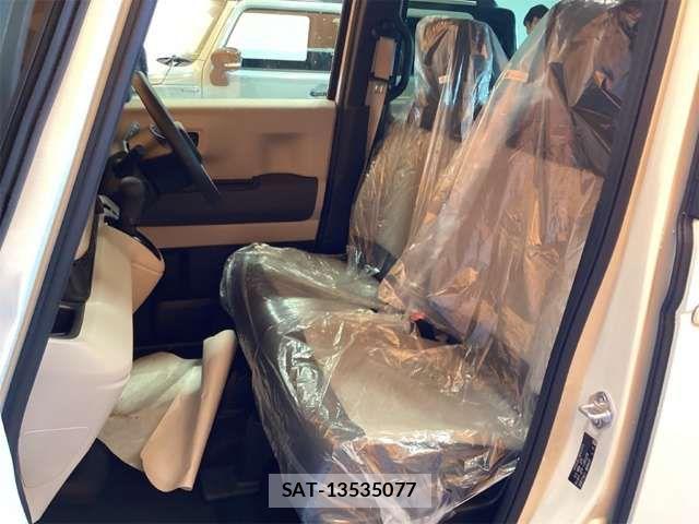 Honda N BOX 2026-03 6909637-11