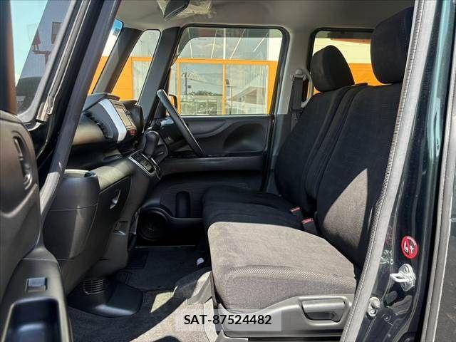 Honda N BOX 2017-09 6909814-16