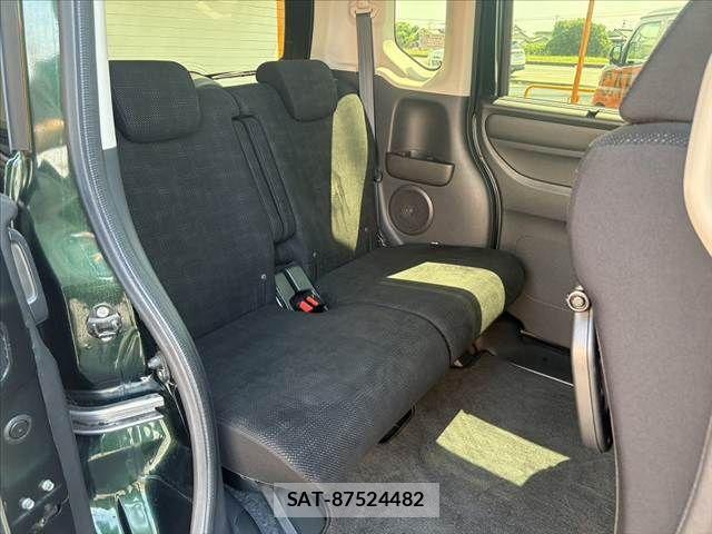 Honda N BOX 2017-09 6909814-17
