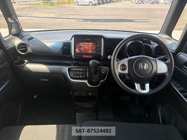 Honda N BOX 2017-09 6909814-1