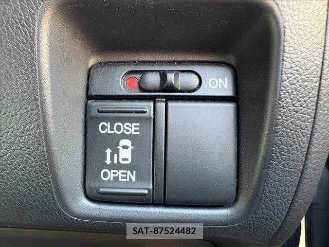 Honda N BOX 2017-09 6909814-6