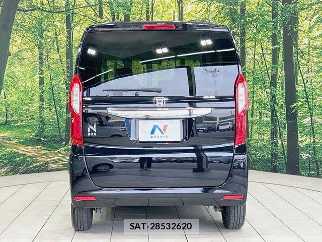 Honda N BOX 2022-01 6909751-14