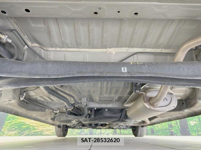 Honda N BOX 2022-01 6909751-18