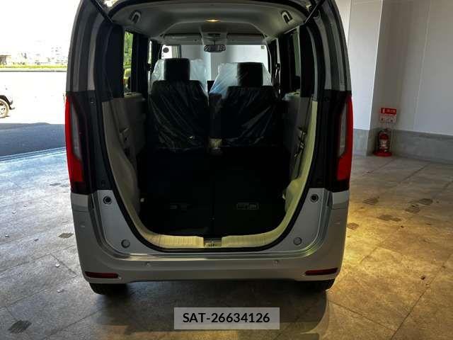 Honda N BOX 2026-03 6909677-15