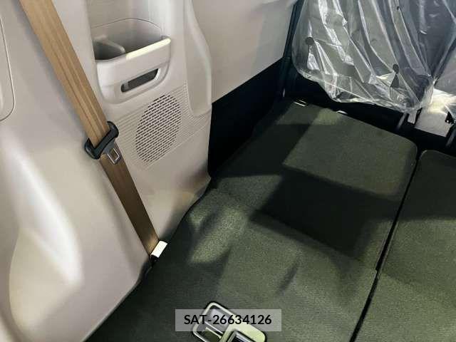 Honda N BOX 2026-03 6909677-16