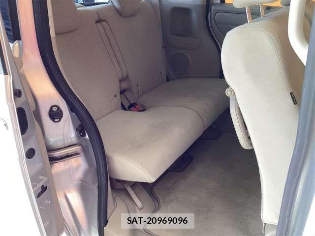 Honda N BOX 2015-04 6909793-14