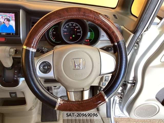 Honda N BOX 2015-04 6909793-19
