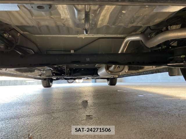 Honda N BOX 2023-03 6909702-15