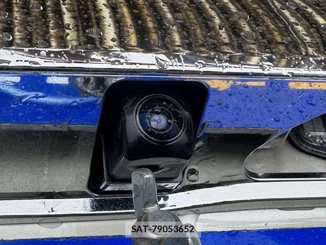 Honda N BOX 2023-09 6909663-11