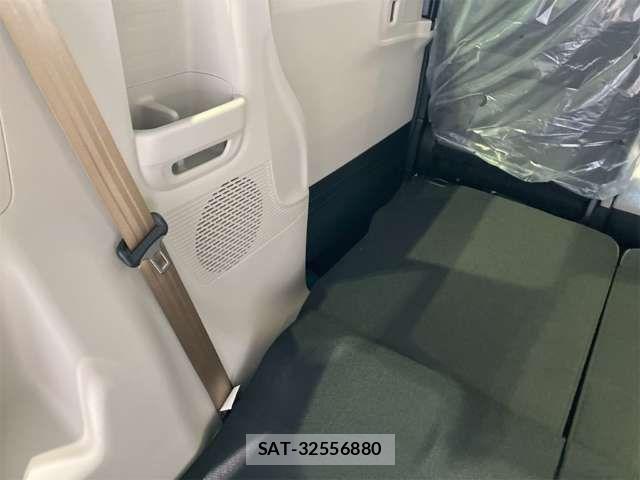Honda N BOX 2026-04 6909680-19