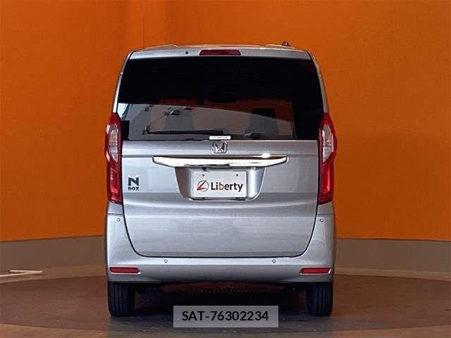 Honda N BOX 2022-02 6909741-8