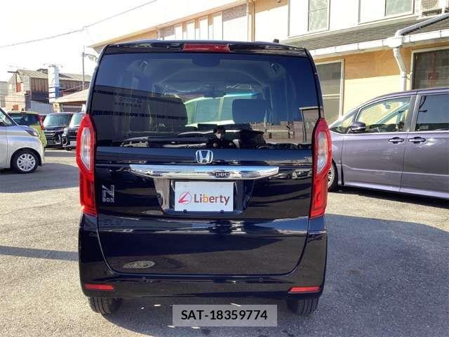 Honda N BOX 2023-01 6909707-9