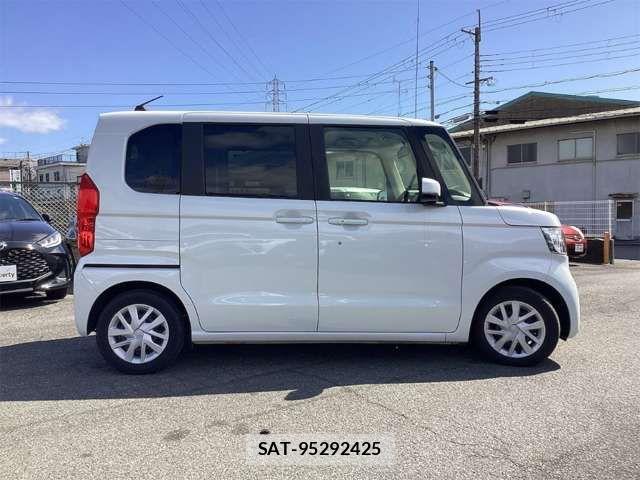 Honda N BOX 2022-03 6909742-9