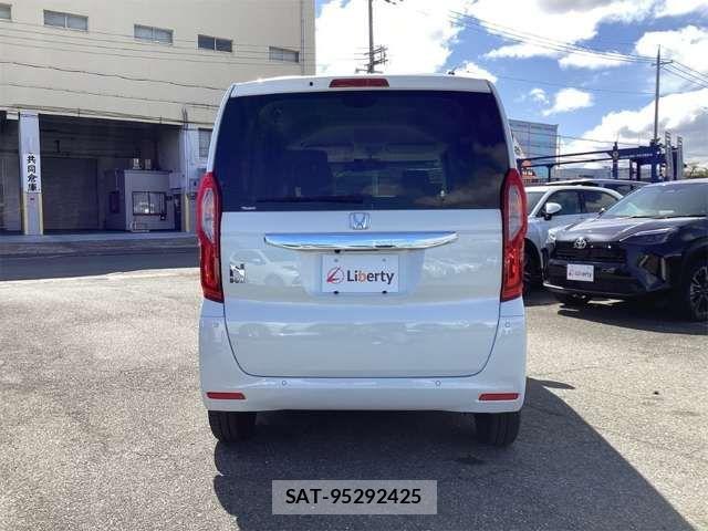 Honda N BOX 2022-03 6909742-10