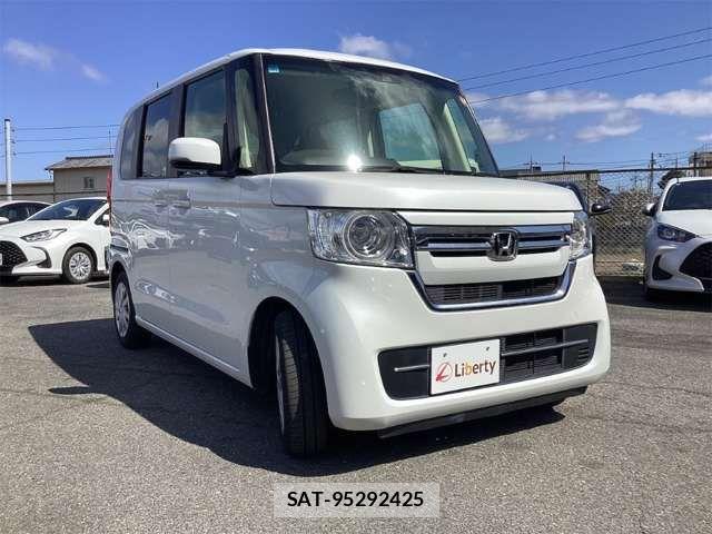 Honda N BOX 2022-03 6909742-8
