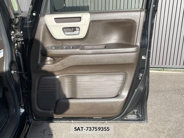 Honda N BOX 2022-02 6909730-27