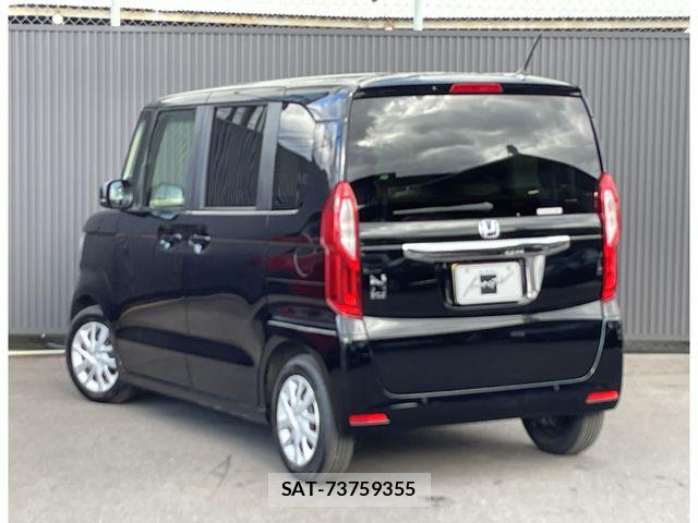 Honda N BOX 2022-02 6909730-2