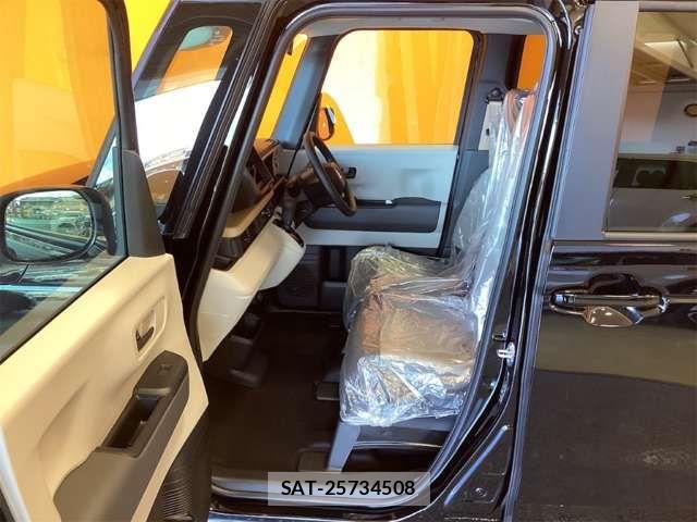 Honda N BOX 2026-03 6909669-17