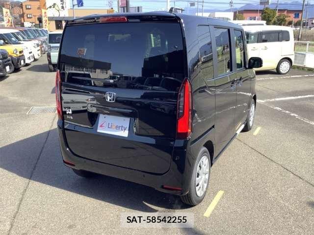Honda N BOX 2026-02 6909639-4