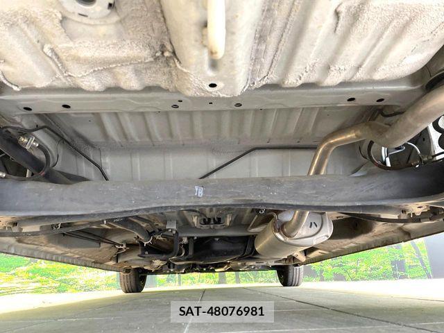 Honda N BOX 2019-06 6909733-18