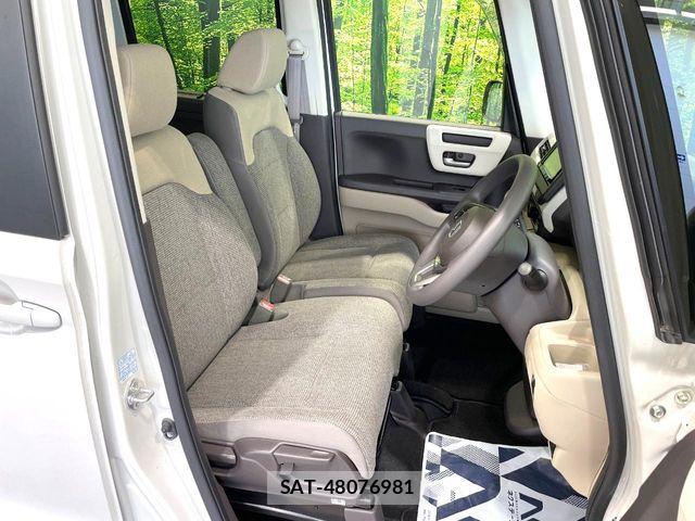 Honda N BOX 2019-06 6909733-7
