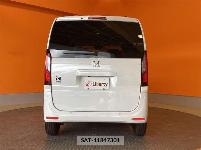 Honda N BOX 2026-03 6909671-9