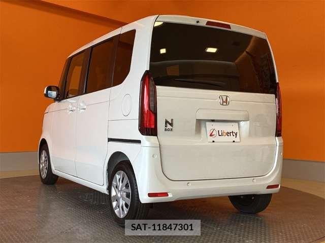 Honda N BOX 2026-03 6909671-10