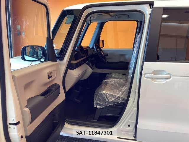 Honda N BOX 2026-03 6909671-17