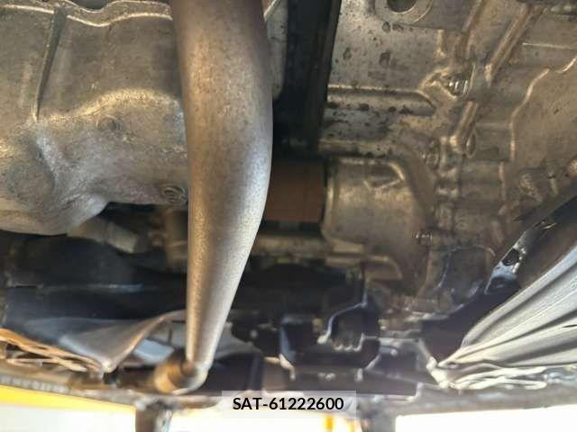 Honda N BOX 2023-04 6909708-18
