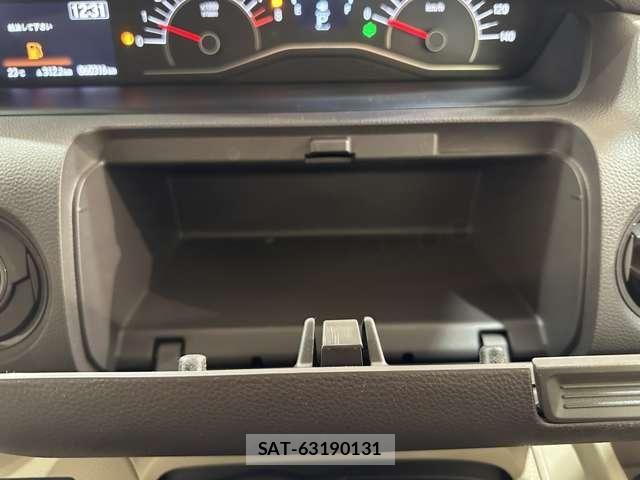Honda N BOX 2020-10 6909772-27
