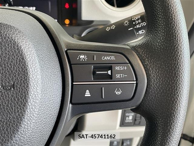 Honda N BOX 2024-05 6909749-15
