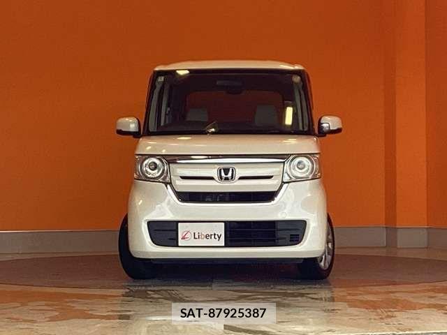 Honda N BOX 2018-02 6909773-4