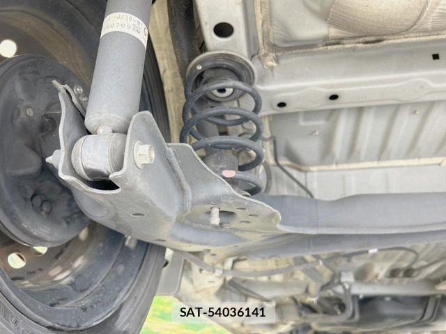 Honda N BOX 2018-08 6909786-19