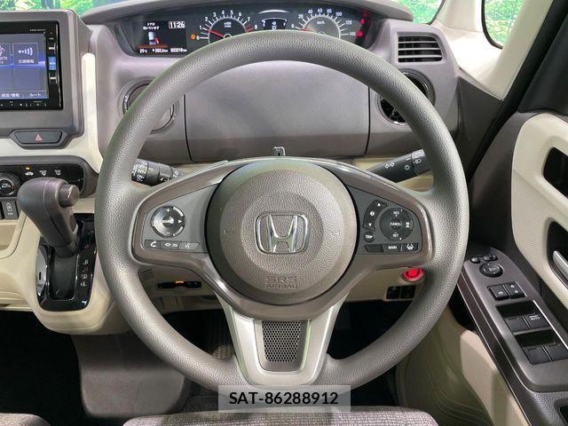 Honda N BOX 2017-09 6996129-10