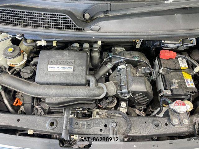 Honda N BOX 2017-09 6996129-17