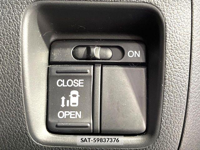 Honda N BOX 2016-10 6996168-4