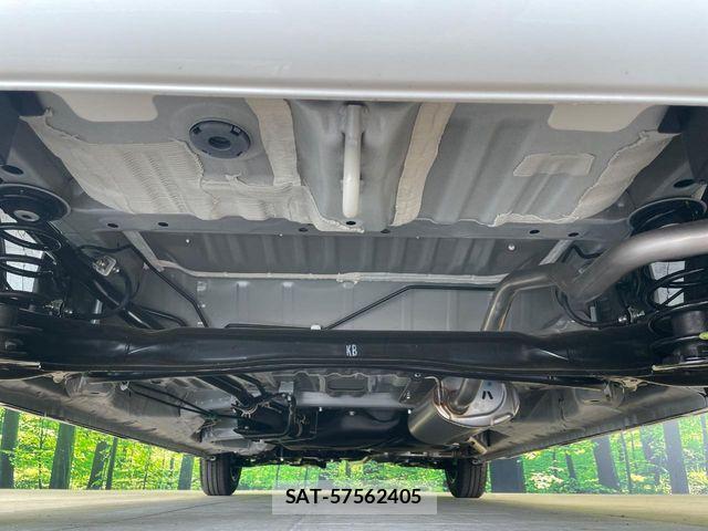 Honda N BOX 2026-05 6996033-18