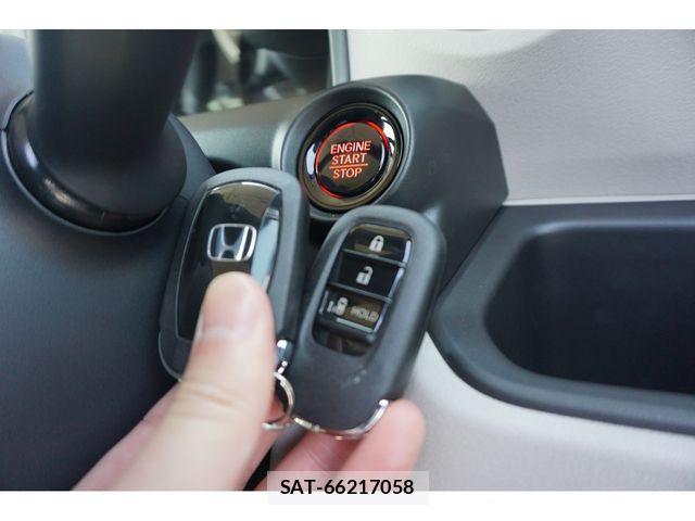 Honda N BOX 2025-07 6996034-24