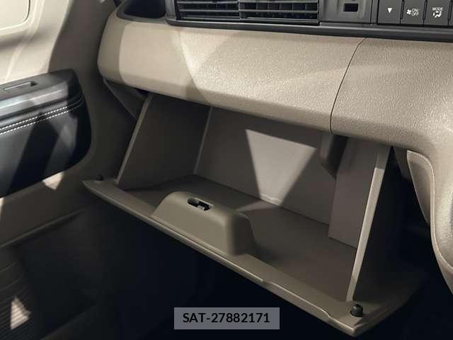 Honda N BOX 2024-10 6996028-26